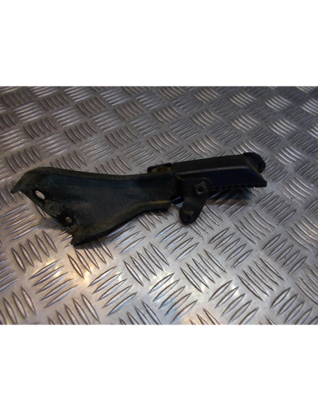 platine repose cale pied arriere droit ard scooter suzuki 125 an