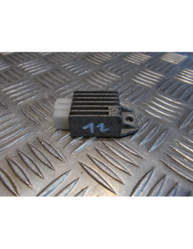 regulateur 4 pin scooter chinois 50 125 chinois gy6 139qmb 1e40qmb 152qmi longji