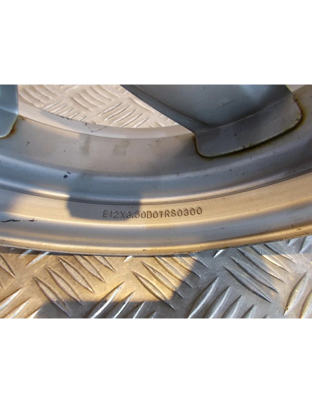 jante roue avant 12 x 3.50 scooter chinois 50 125 gy6 baotian keeway yiying bhm