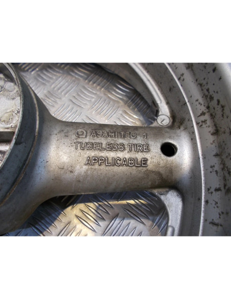 jante roue arriere 17 x 4.50 moto suzuki gsx 600 f gsxf js1aj 1998 - 03