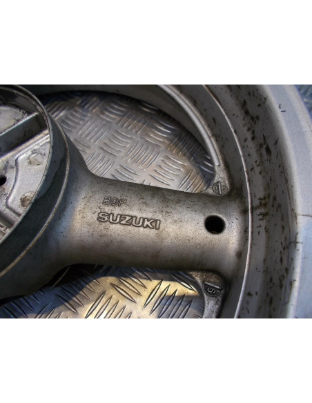 jante roue arriere 17 x 4.50 moto suzuki gsx 600 f gsxf js1aj 1998 - 03