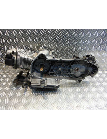 moteur de marque piaggio scooter renault 125 kouranos 13787 kms