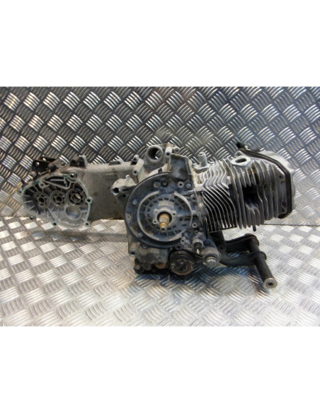 moteur de marque piaggio scooter renault 125 kouranos 13787 kms