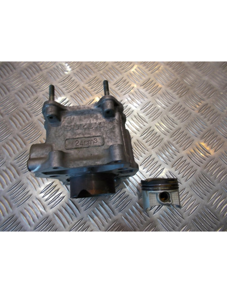 cylindre piston moteur scooter suzuki uc 125 epicuro