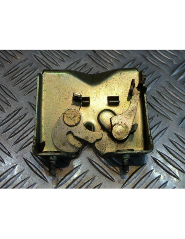 mecanisme verrouillage ouverture selle scooter kymco 50 dj world refined 2 temps