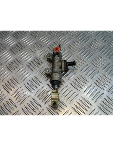 maitre cylindre frein arriere moto suzuki gsx 600 f gsxf js1aj 1998 - 03