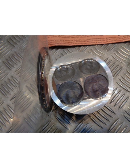 piston wiseco forge 4252m 83 mm moto suzuki gs gsx 1100 4252M08300 bihr 4252PS