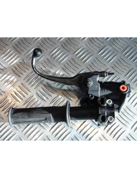 maitre cylindre frein avant poignee accelerateur scooter aprilia 125 atlantic