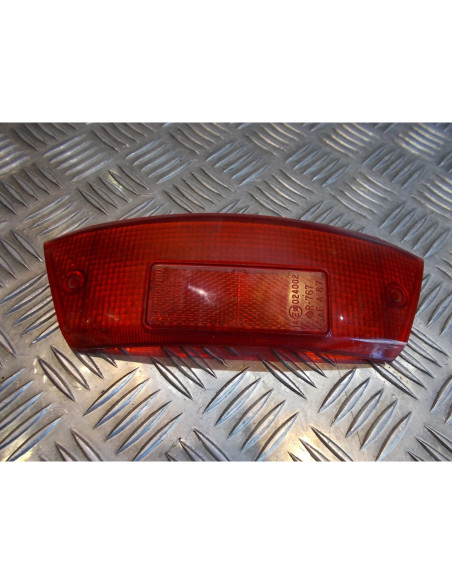 cabochon feu arriere scooter suzuki 125 an