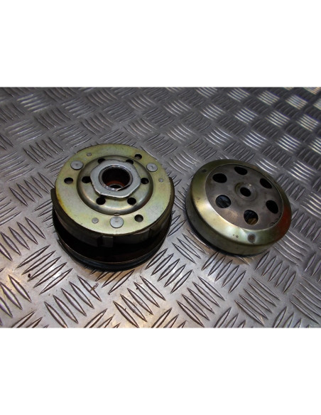 embrayage cloche correcteur couple scooter pgo 50 star