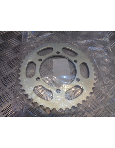 couronne transmission moto kawasaki gpx gpz 500 600 r afam acier 45 dents en 530