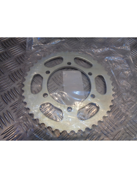 couronne transmission moto kawasaki gpx gpz 500 600 r afam acier 45 dents en 530