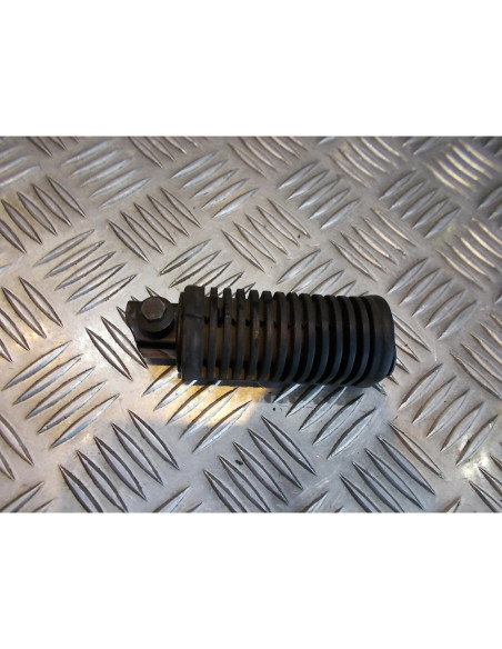 cale repose pied arriere droit scooter suzuki ah 80 address