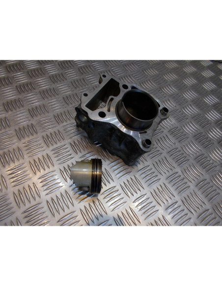 cylindre piston moteur scooter suzuki uc 125 epicuro