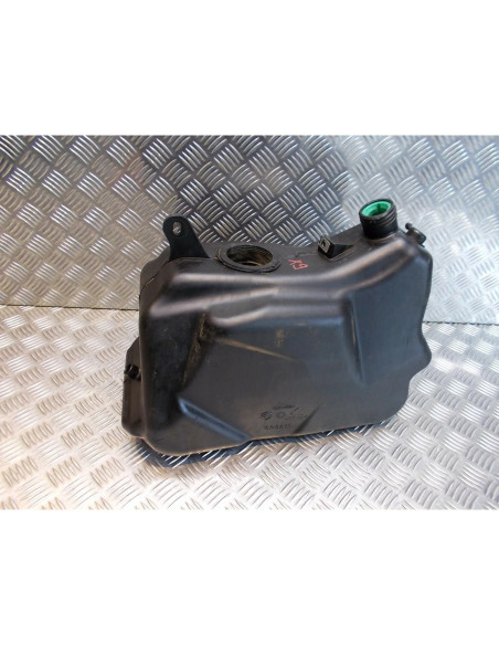 reservoir essence scooter piaggio 125 x9