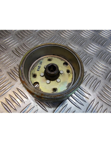 rotor volant allumage scooter peugeot 50 kisbee 4 temps