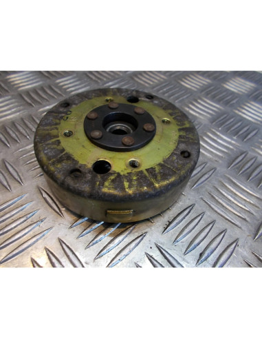 rotor volant allumage scooter peugeot 50 kisbee 4 temps