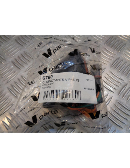 clignotant avant droit scooter honda sa 50 vision italjet bazooka ST-1333-RH bih