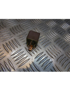 relais demarreur scooter piaggio 50 fly 4 temps