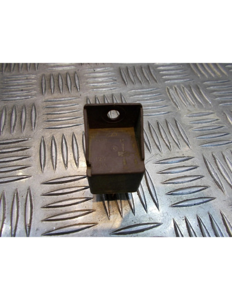 relais demarreur scooter piaggio 50 fly 4 temps