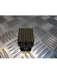 regulateur charge batterie scooter kymco 125 agility