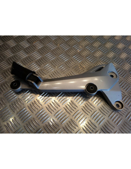 platine repose cale pied arriere droit moto scooter suzuki 125 address fl sdw k7