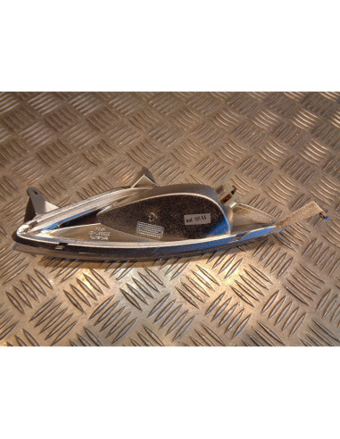 clignotant avant gauche scooter malaguti 50 125 centro v parts 12468 bihr