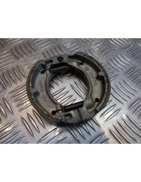 jeu machoire frein avant scooter yamaha ch 80 beluga 2gm active mbk