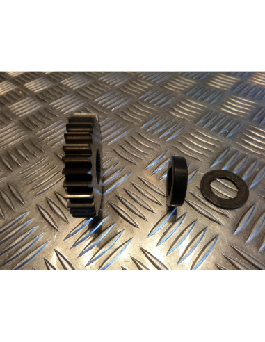 pignon moteur moto Honda vf 400 f vff nc13