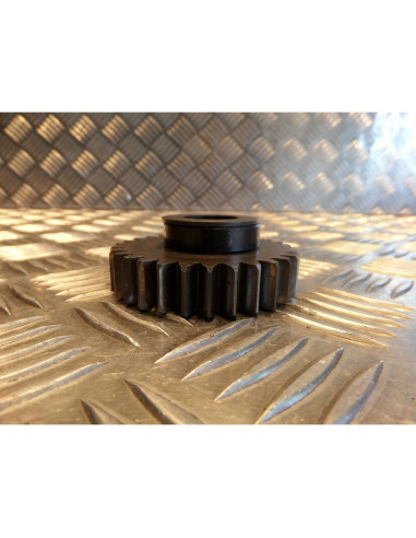 pignon moteur moto Honda vf 400 f vff nc13