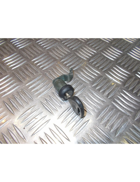 serrure trappe avant boite a gant scooter honda 125 dylan
