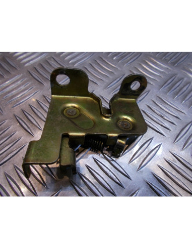 mecanisme verrouillage selle ouverture scooter honda sj 100 bali ex hf07