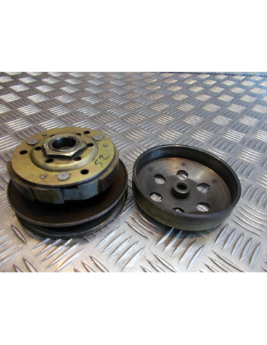embrayage cloche correcteur couple scooter derbi 50 vamos