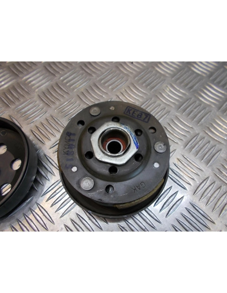 embrayage cloche correcteur couple scooter kymco 50 like 2 temps