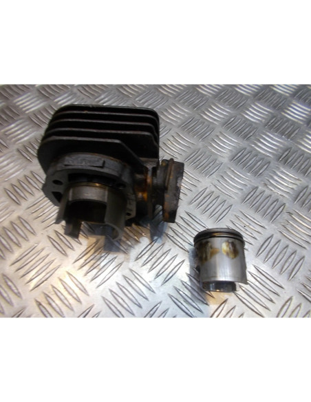 cylindre piston haut moteur scooter aprilia 50 habana morini