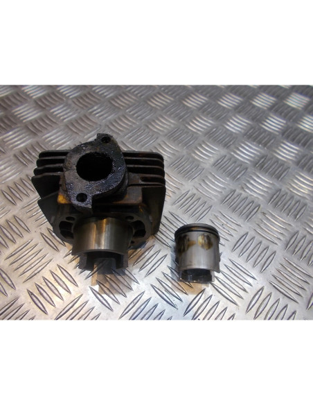 cylindre piston haut moteur scooter aprilia 50 habana morini