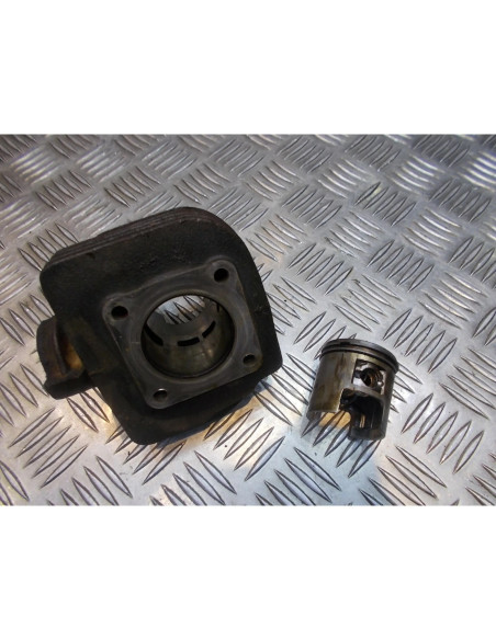 cylindre piston haut moteur scooter aprilia 50 habana morini