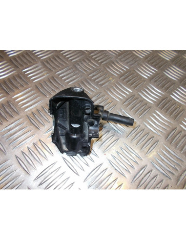 cocotte frein arriere gauche support commodo scooter peugeot 50 vivacity