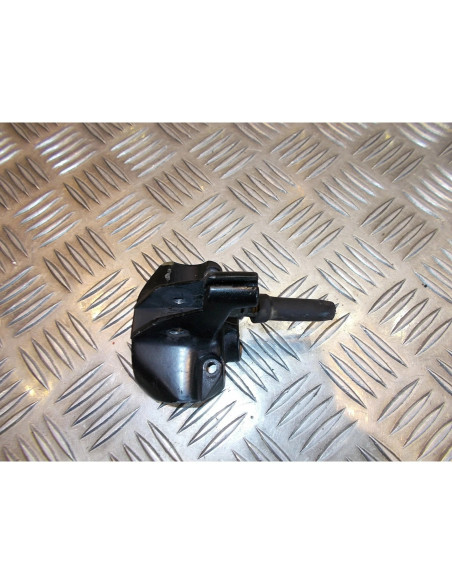 cocotte frein arriere gauche support commodo scooter peugeot 50 vivacity