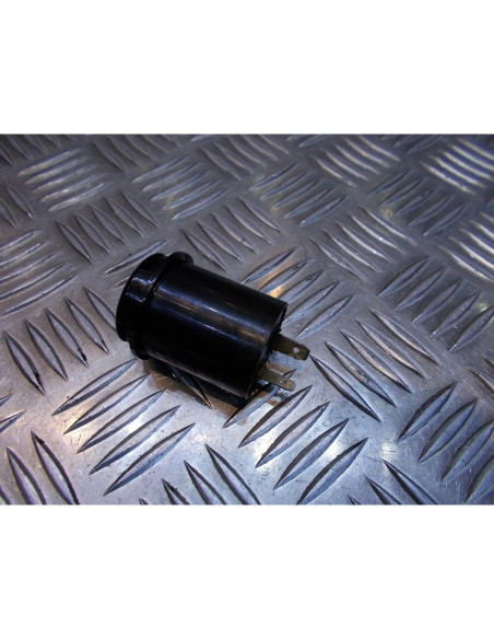 centrale clignotant scooter peugeot 50 kisbee