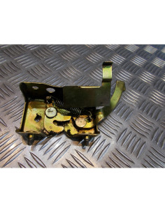 mecanisme verrouillage ouverture selle scooter peugeot 50 80 100 125 sv