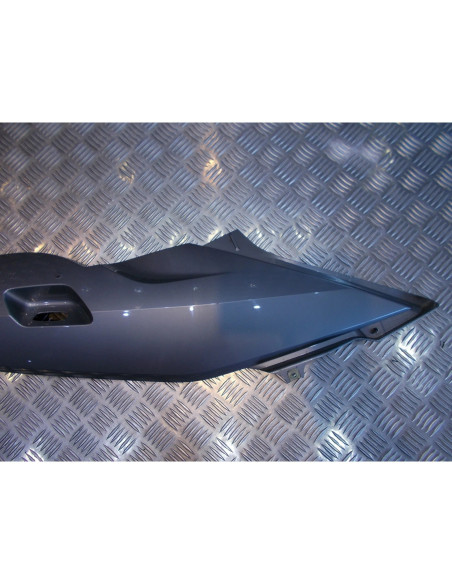 cache lateral arriere droit carenage moto bmw r 1200 rt r12t k26