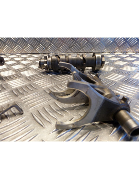 boite de vitesse moto Suzuki gsf 600 bandit gn77a