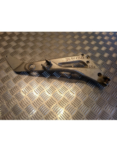 platine pour repose cale pied droit moto Honda nt 650 v ntv deauville rc47