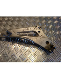 platine pour repose cale pied droit moto Honda nt 650 v ntv deauville rc47 2