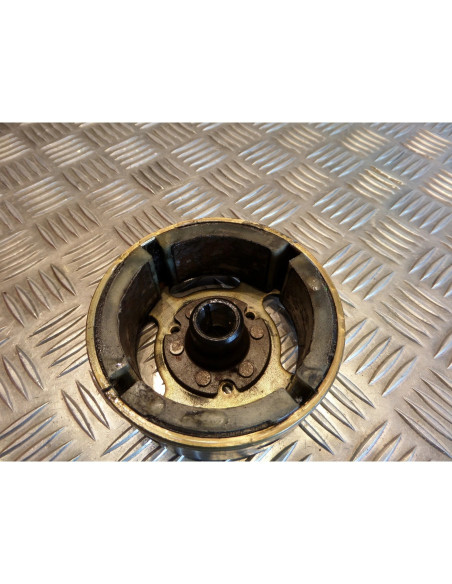 rotor volant allumage scooter yamaha cv 80 beluga 32n