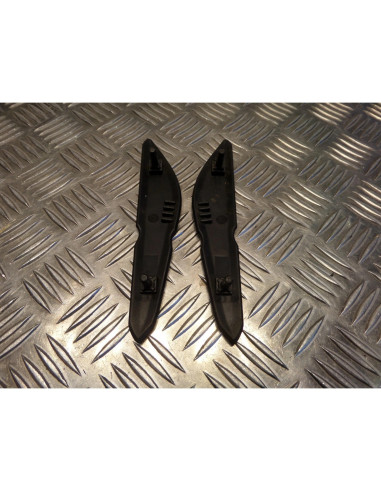 2 x cache plastique protection cadre moto triumph 1050 tiger 2007 - 2012