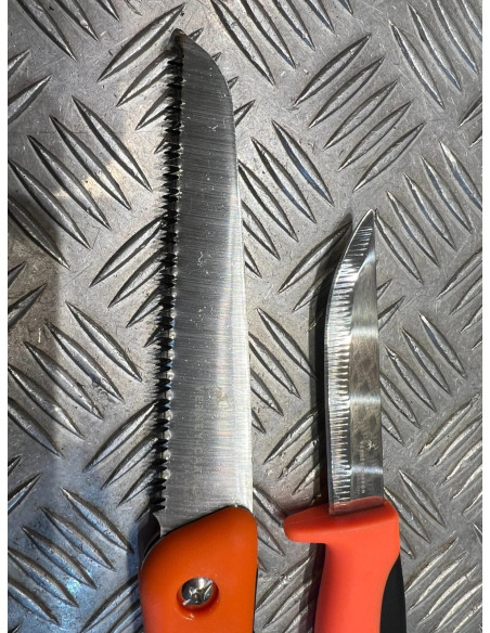 etui avec couteau + scie ligne verney carron nature randonne jardin camping