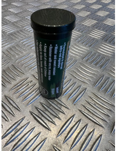 Tube cremes maquillage camo bi-color bcb camouflage vert et noir