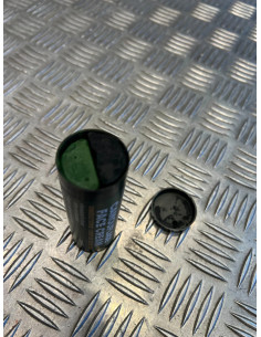 Tube cremes maquillage camo bi-color bcb camouflage vert et noir 2